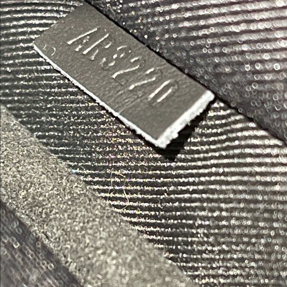 Louis Vuitton Nigo Giant Amazone Sling Bag - Picture 14 of 14